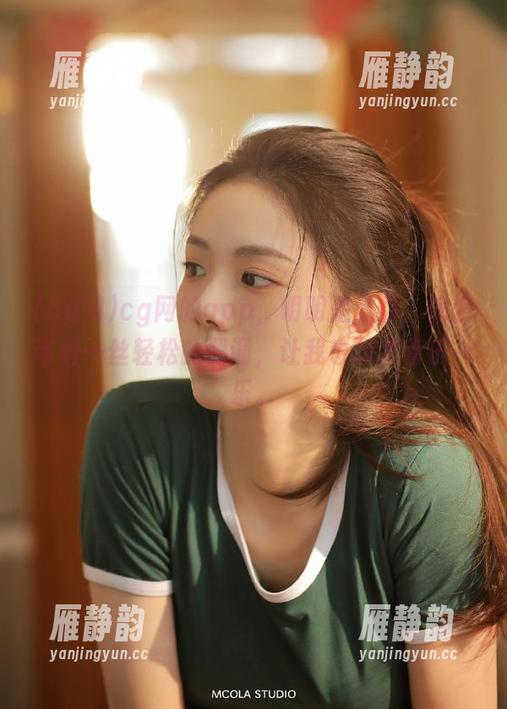 cg网 cg网的app,明明是八卦,偏偏带着一丝轻松的调调,让我也想跟着乐一乐。