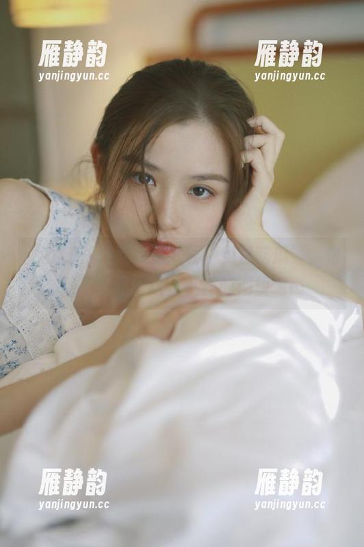 就算是下载“免费吃瓜”，也挡不住周围这些八卦的渴望啊…