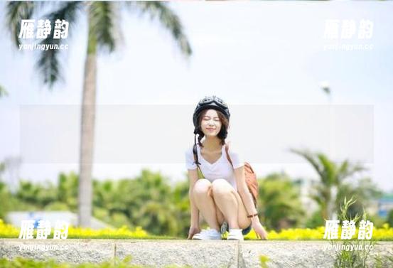 吃瓜网首页：朝阳倾洒的这小小一瞬，学会了如何优雅地吃瓜。