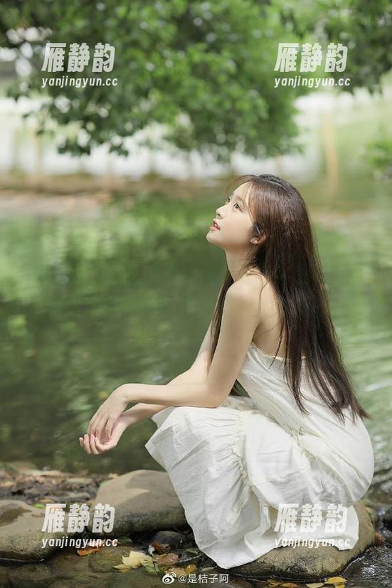 吃瓜论坛网页里的小剧场，真的是比电视剧还正版的一波波反转。
