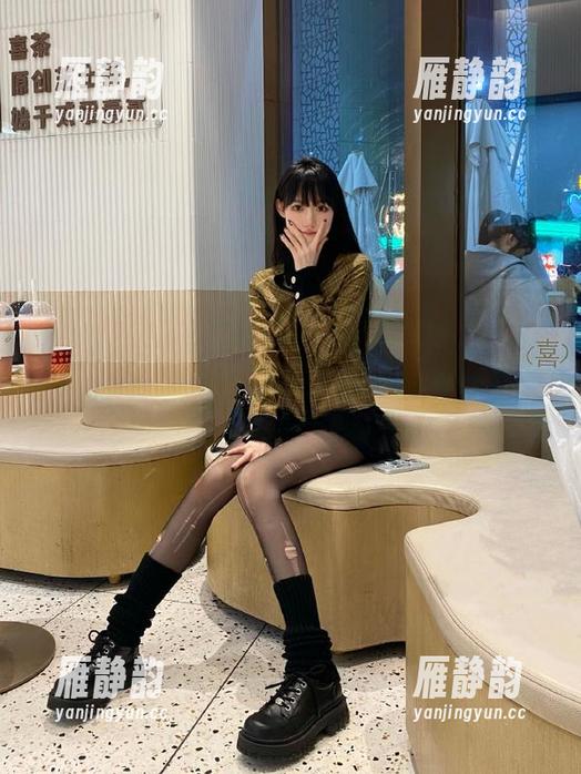 在网爆黑料首页捡到一片“黑底料”，瞬间感觉未来充满了惊喜（和怀疑）！