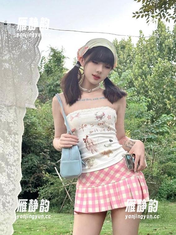 进入黑料传送门的入口，恍若走入喧嚣的迷雾中，真想退回来！