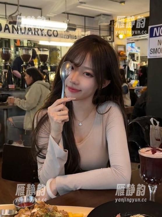 在黑料社下载资源的时候，心中满是小期待，最后却是......