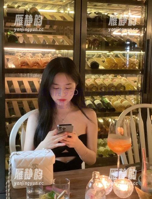 黑料网今天撒出一堆黑料，赶紧上地址来一探究竟！