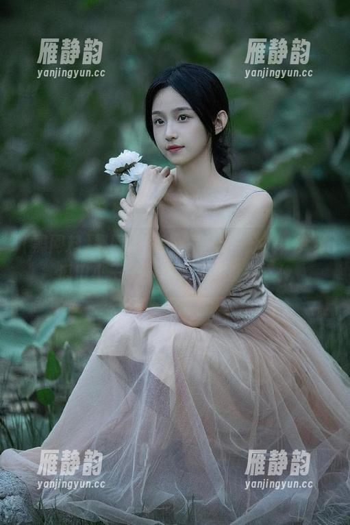 黑网料直达：每天一分钟，变身瓜田小王子，捕捉八卦没商量！